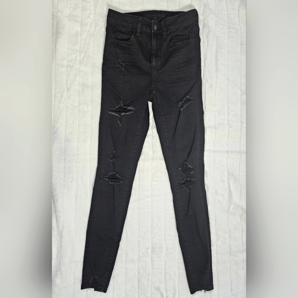 American Eagle Next Level Ripped Super High-waisted Jegging, Black, size 2